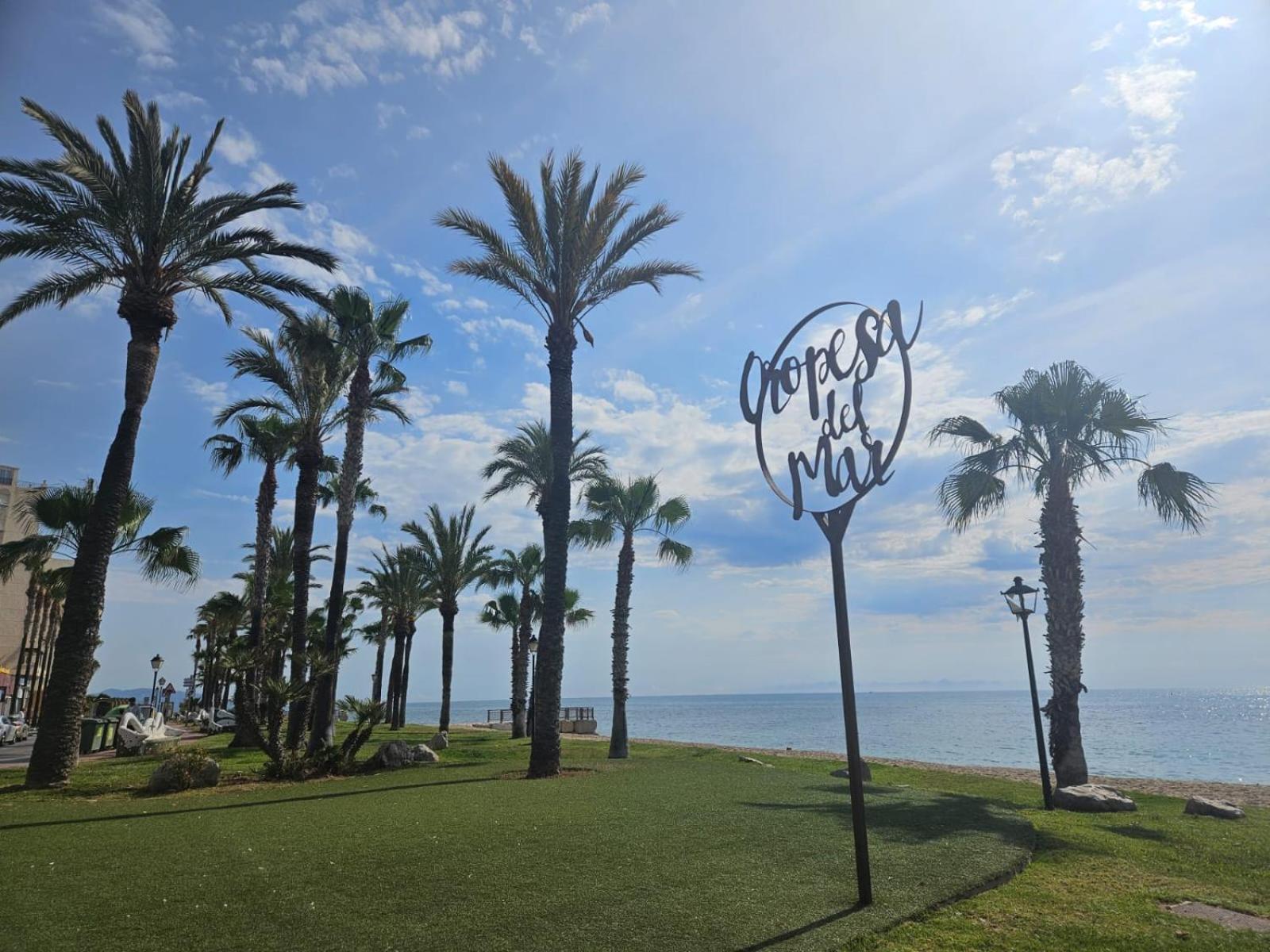 Mondrian Magic World - Sea View First Line Of The Beach Oropesa del Mar Exterior foto